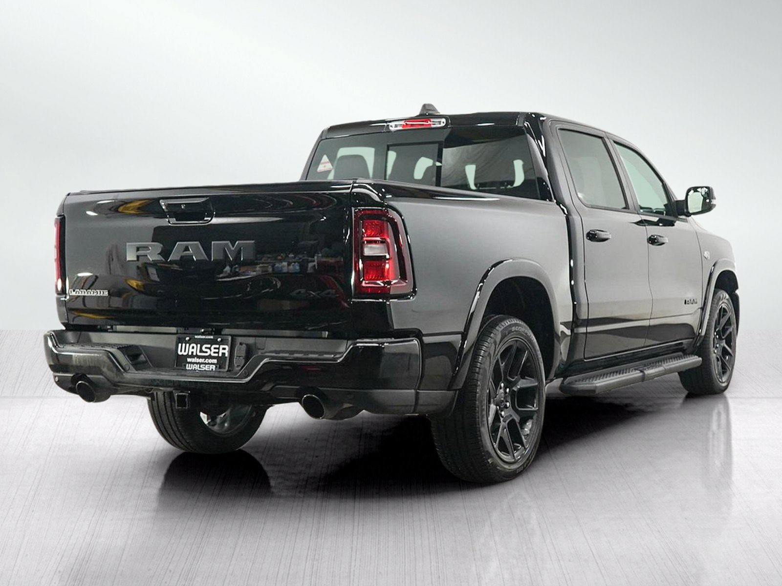 Used 2026 RAM 1500 Laramie w/ Night Edition AWD/4WD image 5