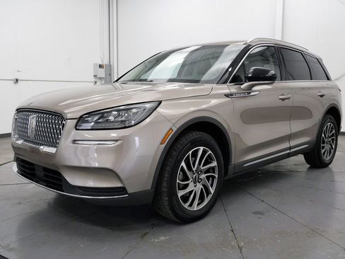 Used 2021 Lincoln Corsair AWD w/ Equipment Group 101A image 3