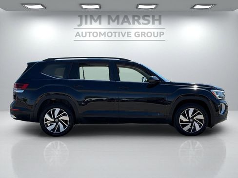 Used 2025 Volkswagen Atlas SE image 8