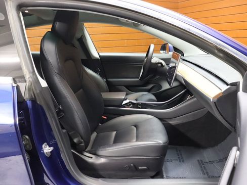 Used 2020 Tesla Model 3 Standard Range Plus image 53