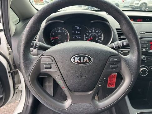 Used 2017 Kia Forte LX FWD image 16