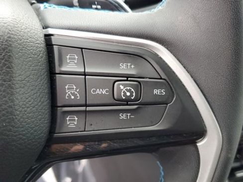 Certified 2022 Jeep Grand Cherokee Trailhawk w/ Advanced Protech Group II image 16