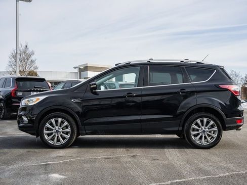 Used 2017 Ford Escape Titanium image 4