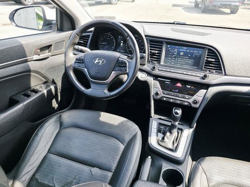 Used 2017 Hyundai Elantra Limited w/ Limited Tech Package 04 FWD image 22