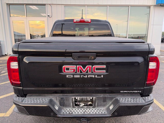 Used 2026 GMC Canyon Denali AWD/4WD image 5