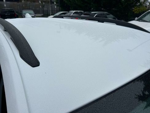 Used 2022 GMC Terrain SLE w/ Driver Convenience Package image 28