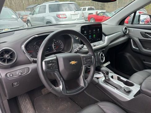 Used 2024 Chevrolet Blazer LT image 18