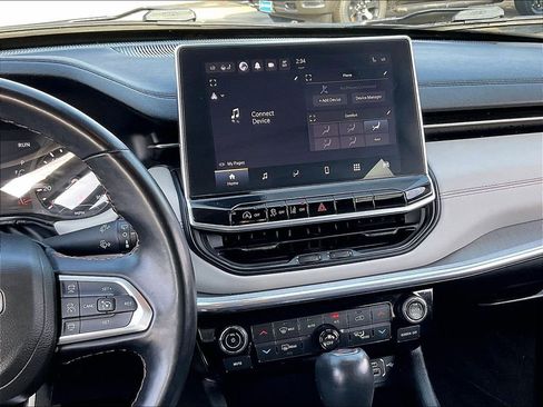 Used 2022 Jeep Compass Limited AWD/4WD image 17