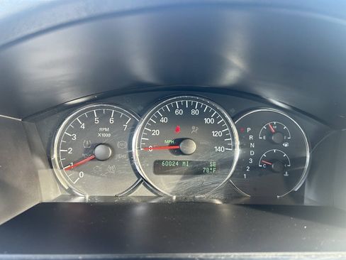 Used 2009 Buick LaCrosse CX FWD image 20