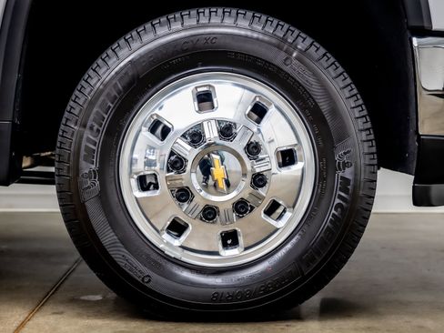 Used 2024 Chevrolet Silverado 3500 LTZ w/ LTZ Plus Package AWD/4WD image 40