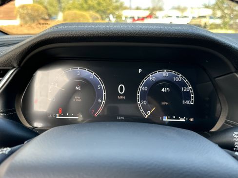 New 2025 Jeep Grand Cherokee L Limited image 9