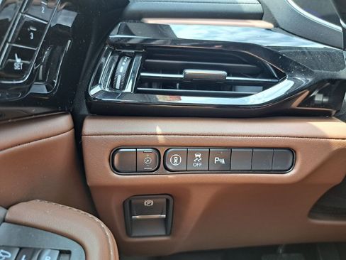 Used 2023 Acura MDX FWD w/ Technology Package image 15