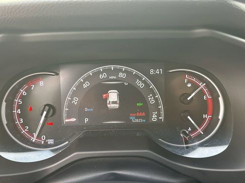 Used 2023 Toyota RAV4 XLE image 22