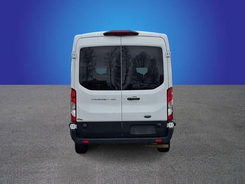 Used 2024 Ford Transit 350 XLT RWD image 5