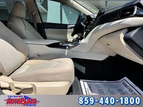 Used 2023 Toyota Camry LE FWD image 40