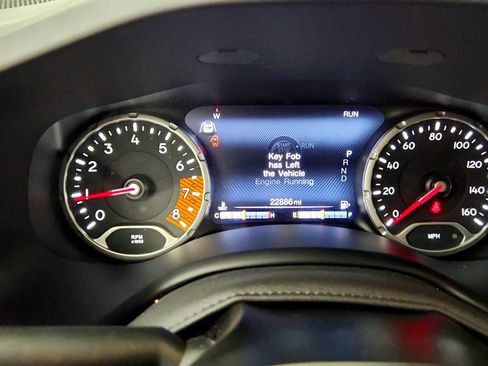 Used 2023 Jeep Renegade Limited AWD/4WD image 14