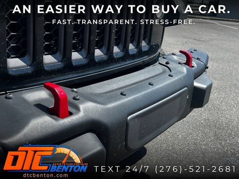 Used 2023 Jeep Gladiator Rubicon w/ LED Lighting Group AWD/4WD image 6