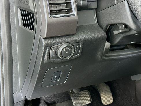 Used 2015 Ford F150 XLT w/ Equipment Group 302A Luxury RWD image 16
