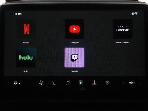 Used 2026 Tesla Model Y Long Range RWD image 43