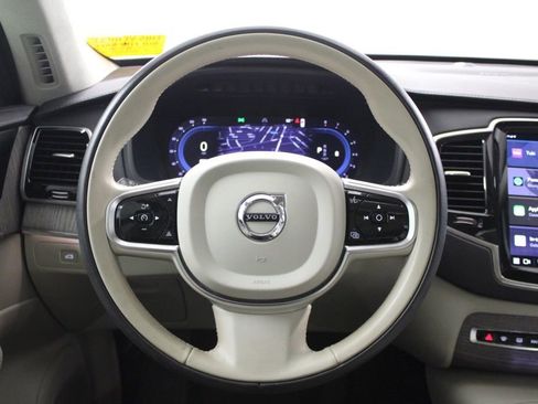 Used 2024 Volvo XC90 B6 Ultimate w/ Lounge Package image 17