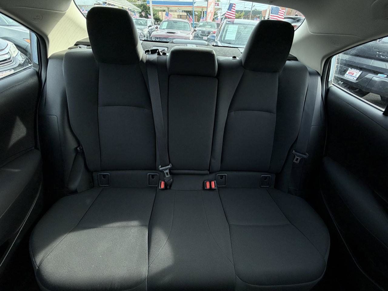 Used 2021 Toyota Corolla LE FWD image 21