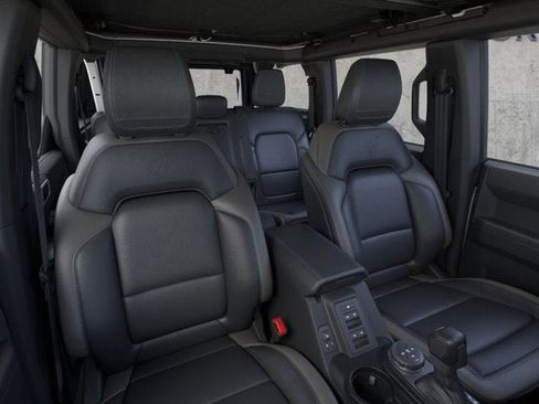 New 2025 Ford Bronco Outer Banks image 10