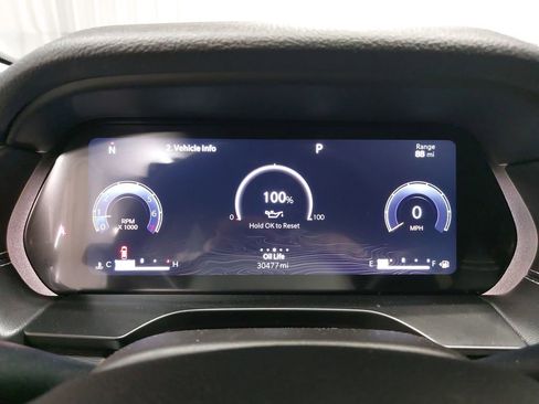 Used 2023 Jeep Grand Cherokee Laredo image 18