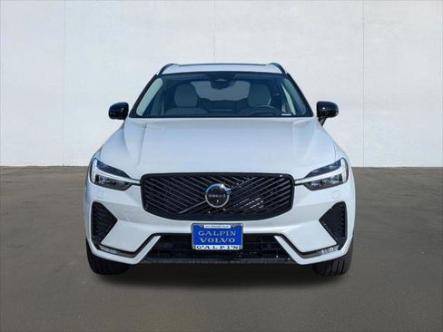 New 2026 Volvo XC60 B5 Ultra w/ Protection Package Premier image 4