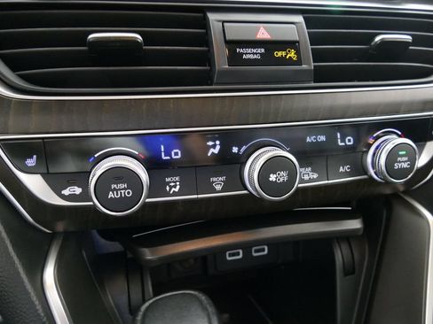 Used 2022 Honda Accord EX-L image 19