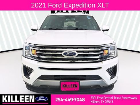 Used 2021 Ford Expedition XLT image 2