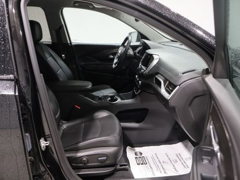 Used 2024 GMC Terrain SLT AWD/4WD image 21