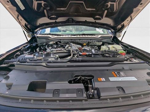 New 2026 Ford F250 Lariat w/ Black Appearance Package image 18