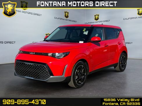 Used 2023 Kia Soul EX image 1