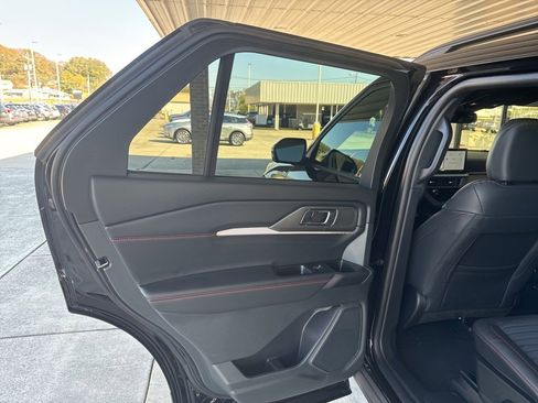 New 2026 Ford Explorer ST-Line w/ ST-Line Street Pack image 19