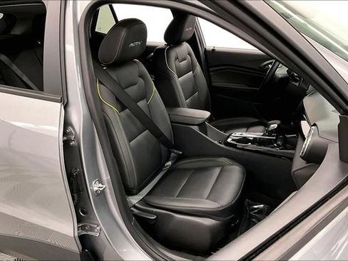 Used 2025 Chevrolet Trax ACTIV w/ Driver Confidence Package FWD image 8