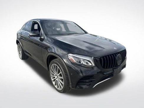Used 2019 Mercedes-Benz GLC 300 4MATIC Coupe image 3