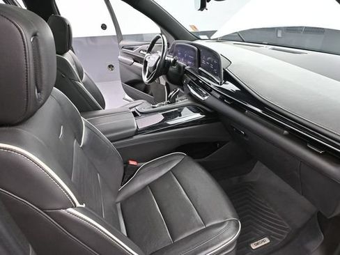 Used 2021 Cadillac Escalade ESV Sport w/ Heavy-Duty Trailer Package AWD/4WD image 61