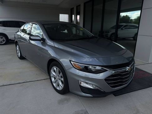 Used 2024 Chevrolet Malibu LT FWD image 11