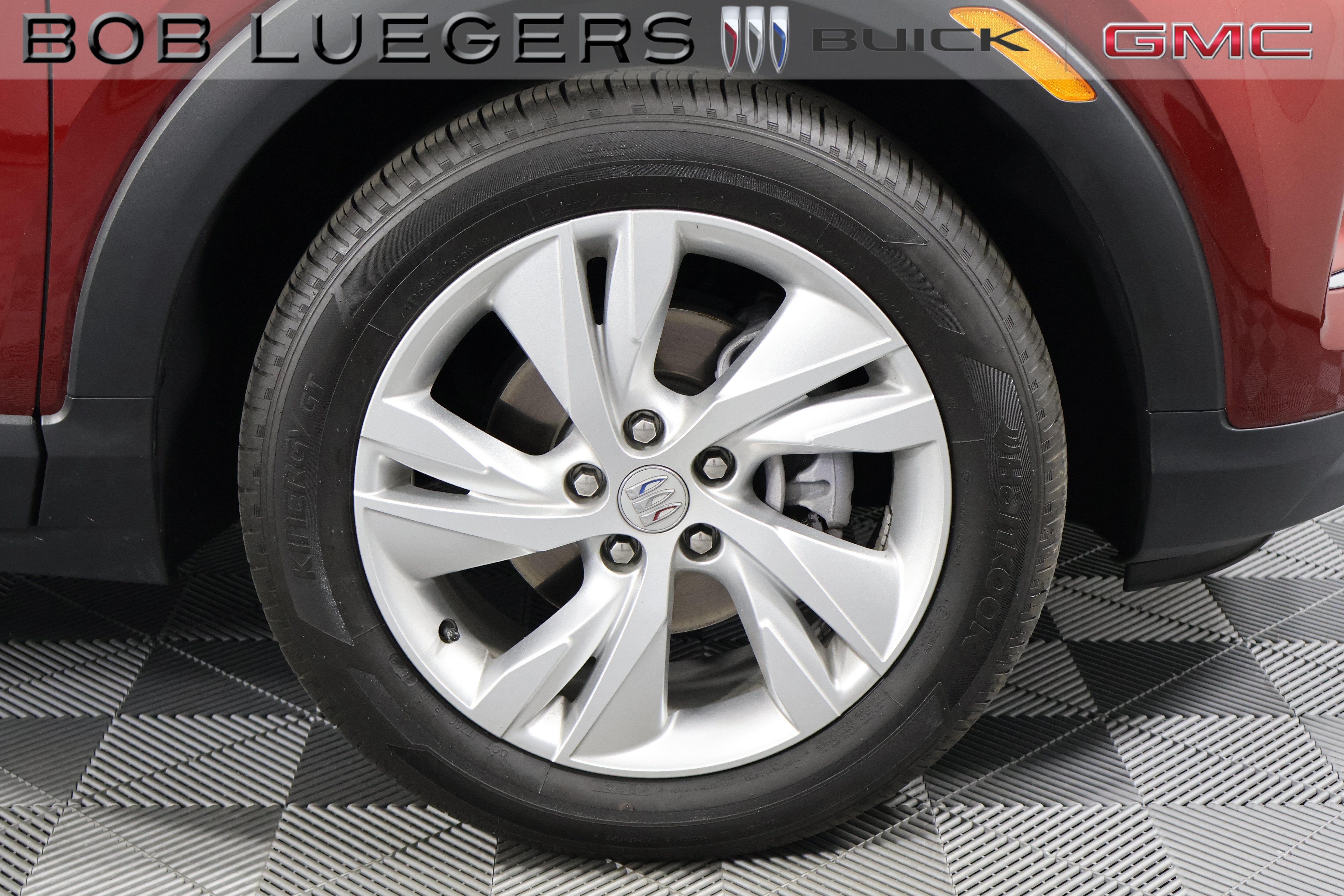 Certified 2024 Buick Encore GX Preferred FWD image 3