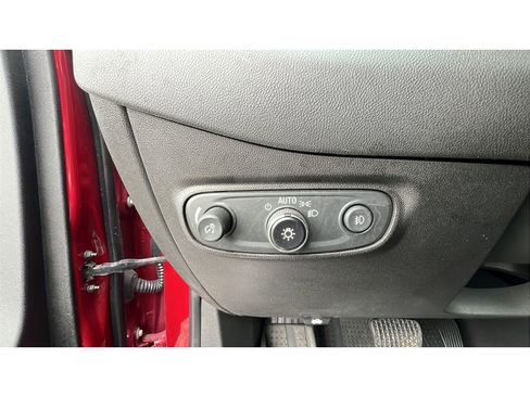 Certified 2020 Chevrolet Equinox Premier AWD/4WD image 23