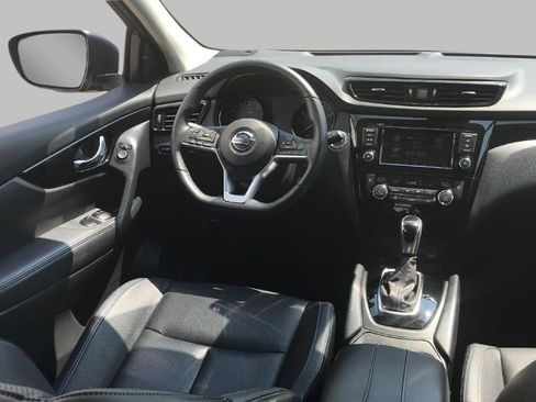 Used 2022 Nissan Rogue Sport SL AWD/4WD image 6