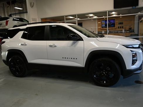 New 2026 Chevrolet Equinox LT w/ Convenience Package II image 4