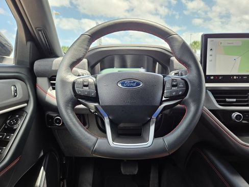 Used 2025 Ford Explorer ST-Line RWD image 44