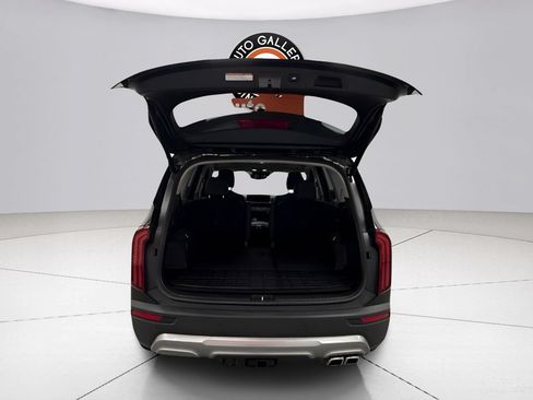 Used 2022 Kia Telluride EX w/ EX Premium Package FWD image 28