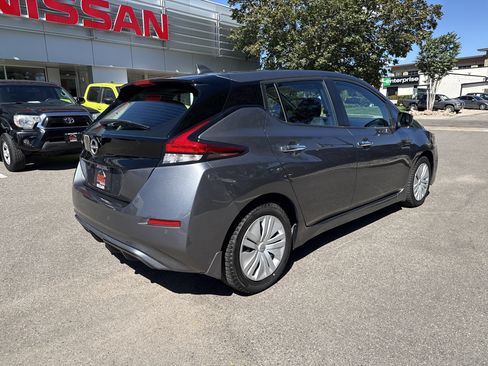 Certified 2025 Nissan Leaf S FWD image 7