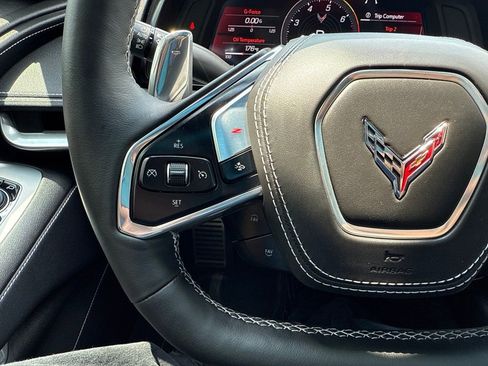 Used 2025 Chevrolet Corvette Stingray Preferred Cpe w/ Z51 Performance Package RWD image 18