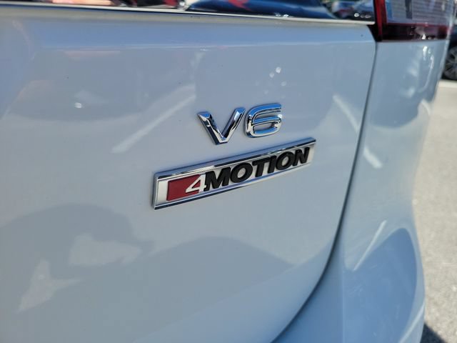 Used 2020 Volkswagen Atlas SEL R-Line AWD/4WD image 11