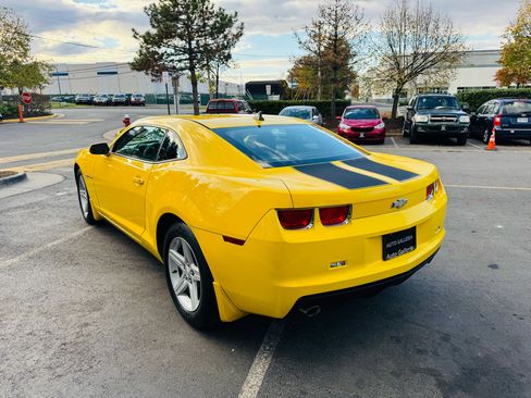 Used 2011 Chevrolet Camaro LT image 7