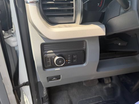 Used 2024 Ford F350 XLT AWD/4WD image 16