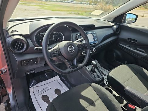 Used 2025 Nissan Kicks Play S image 16